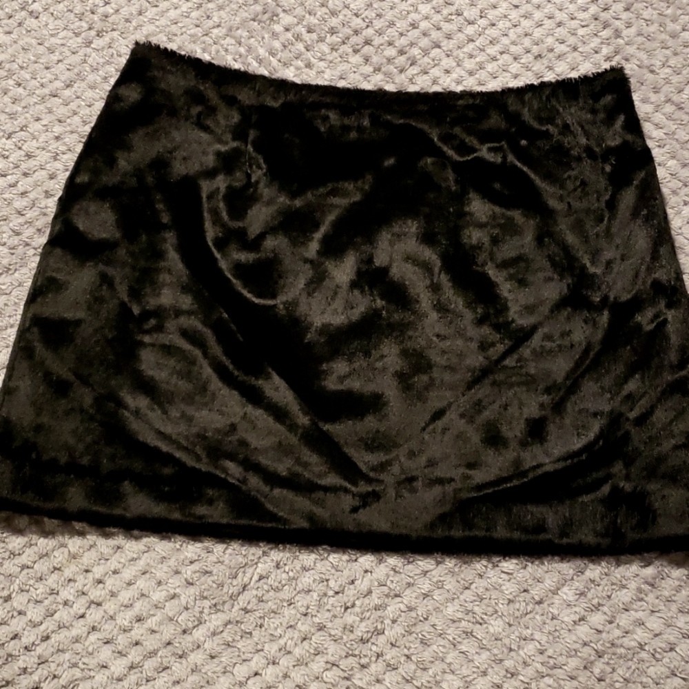 Guess Black Mini Skirt
